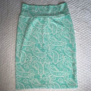 Lularoe Cassie Mint and White Paisley Pencil Skirt Size Small Like New
